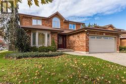 159 VALERA Drive Stoney Creek, ON L8E 4T1