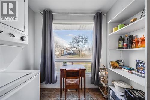 2340 George Avenue, Windsor, ON - Indoor Photo Showing Laundry Room