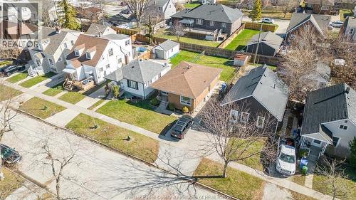 2340 George Avenue, Windsor, ON - Outdoor
