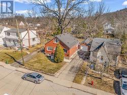 23 CLIFFORD STREET  Hamilton, ON L8S 2Z7