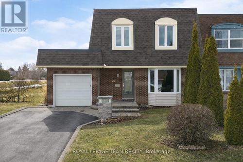 28 CONOVER STREET  Ottawa, ON K2G 4B3