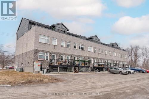 105 - 809 DEVELOPMENT DRIVE  Kingston (South Of Taylor-Kidd Blvd), ON K7M 0J4