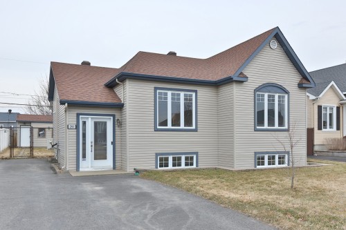 291 Rue Vivaldi  Saint-Jean-Sur-Richelieu, QC J3B 0A4