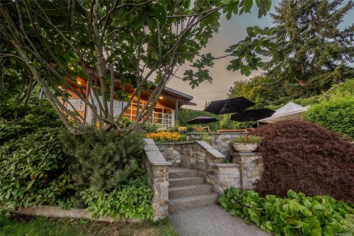 6552 North Rd, Duncan, BC 