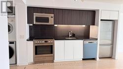 2303 - 85 QUEENS WHARF ROAD Toronto, ON M5V 0J9