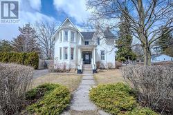 201 BRIDGE STREET W Greater Napanee (Greater Napanee), ON K7R 2E5