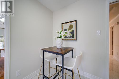 1111 Deer Run, Mississauga, ON - Indoor Photo Showing Dining Room