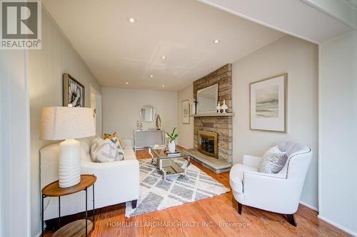 1111 Deer Run, Mississauga, ON - Indoor Photo Showing Living Room With Fireplace