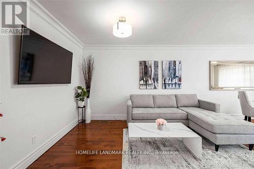 2764 Willowmore Way, Mississauga, ON - Indoor Photo Showing Living Room