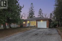 163 PINEGROVE Crescent  Waterloo, ON N2L 4T9