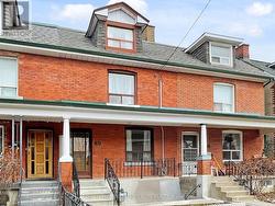 60 ULSTER STREET  Toronto, ON M5S 1E5