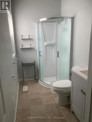 7 Rathgar Street, London East, ON - Indoor Photo Showing Bathroom