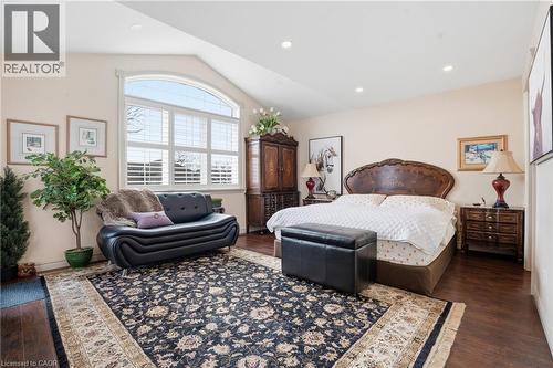 5 Arden Avenue, Hamilton, ON - Indoor Photo Showing Bedroom