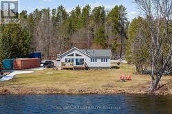 39 COLUMBINE LANE  North Algona Wilberforce, ON K0J 1T0