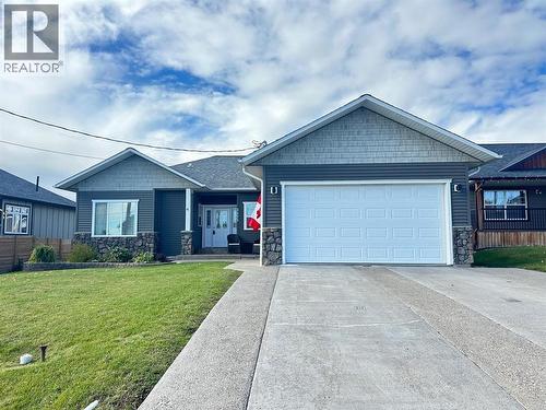 3473 Hargreaves Avenue, Vanderhoof, BC - Outdoor With Facade