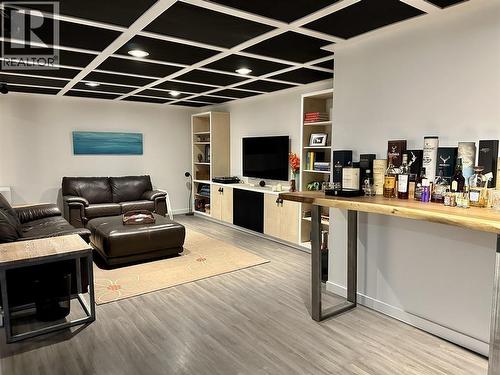 3473 Hargreaves Avenue, Vanderhoof, BC - Indoor