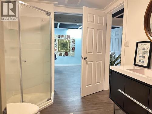 3473 Hargreaves Avenue, Vanderhoof, BC - Indoor Photo Showing Bathroom
