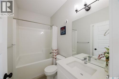 202 Cowessess Road, Saskatoon, SK - Indoor Photo Showing Bathroom