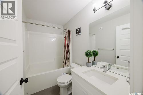 202 Cowessess Road, Saskatoon, SK - Indoor Photo Showing Bathroom