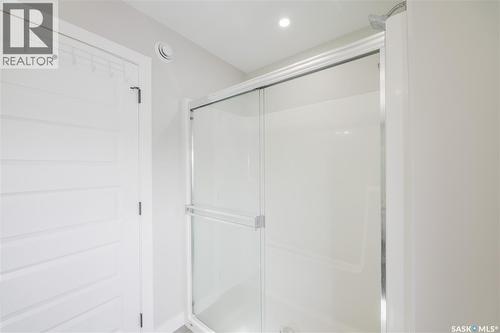 202 Cowessess Road, Saskatoon, SK - Indoor Photo Showing Bathroom