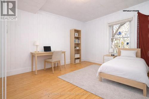224 Broadway Avenue, Hamilton, ON - Indoor Photo Showing Bedroom