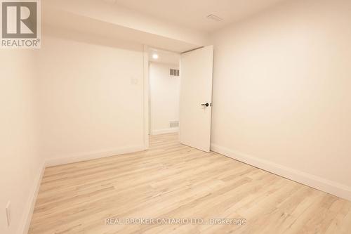4326 Waterford Crescent, Mississauga, ON - Indoor Photo Showing Other Room