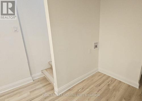 4326 Waterford Crescent, Mississauga, ON - Indoor Photo Showing Other Room