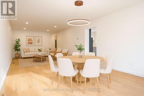 4326 Waterford Crescent, Mississauga, ON - Indoor Photo Showing Dining Room