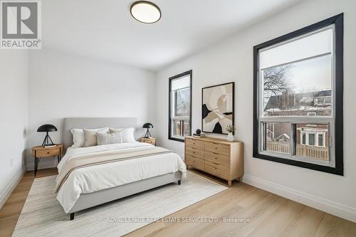 83 Barnesdale Avenue N, Hamilton, ON - Indoor Photo Showing Bedroom