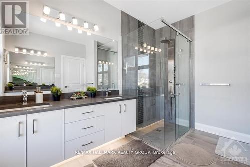 Large glass enclosed shower. - 250 Richardson Avenue, Ottawa, ON - Indoor Photo Showing Bathroom