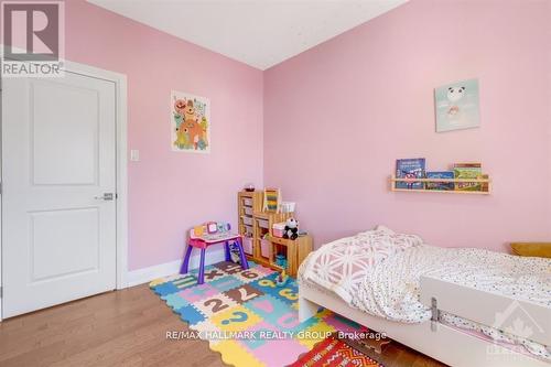250 Richardson Avenue, Ottawa, ON - Indoor Photo Showing Bedroom