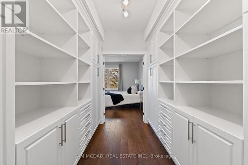 1487 Myron Drive, Mississauga, ON - Indoor With Storage