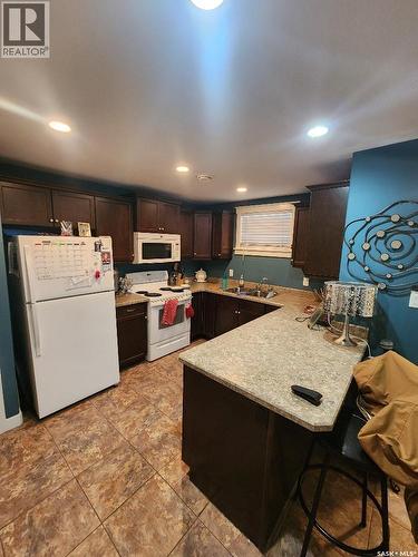 2067 Broder Street, Regina, SK - Indoor