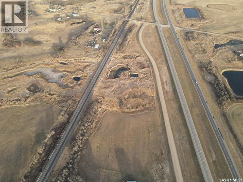 Na Service Road, Mclean, SK - 