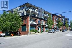 104 7777 ROYAL OAK AVENUE Burnaby, BC V5J 4K2