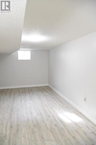 6 Silver Maple Crescent, Barrie, ON - Indoor