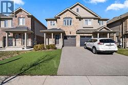 113 ECHOVALLEY Drive Stoney Creek, ON L8J 0H1