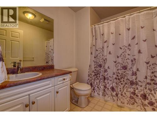 9 11 Eagle Crescent, Williams Lake, BC - Indoor Photo Showing Bathroom