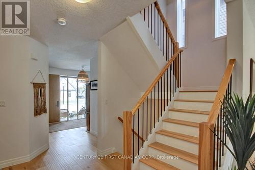 2113 Linkway Boulevard, London South (South A), ON - Indoor Photo Showing Other Room