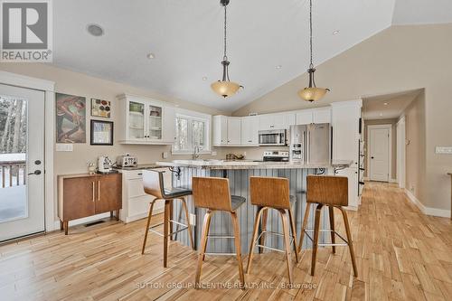 48 Tall Pines Drive, Tiny, ON - Indoor Photo Showing Kitchen With Upgraded Kitchen