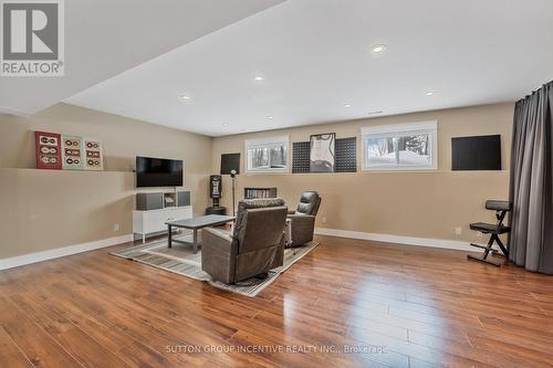 48 Tall Pines Drive, Tiny, ON - Indoor