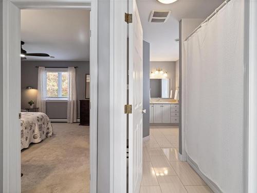 5 Roxham Close, Halifax, NS 