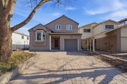 127 Snowshoe Crescent Markham, ON L3T 4N1