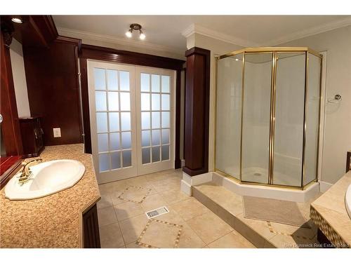 1065 Sycamore Ave, Bathurst, NB 