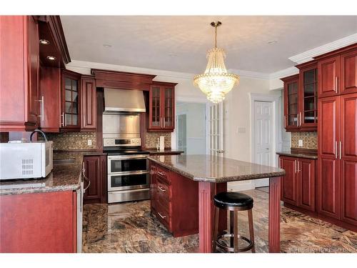 1065 Sycamore Ave, Bathurst, NB 