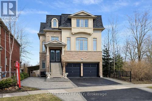 72 HEADWATER CRESCENT  Richmond Hill, ON L4E 0T2