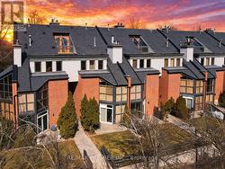 8 - 100 ARBORS LANE Vaughan, ON L4L 7G4