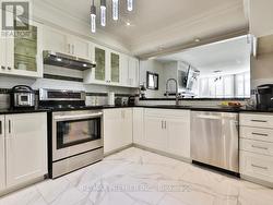 8 - 100 ARBORS LANE Vaughan, ON L4L 7G4