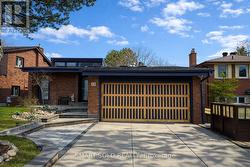 48 PATINA DRIVE Toronto, ON M2H 1R1