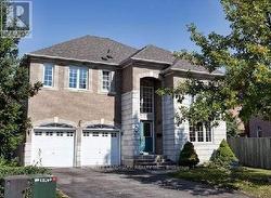 28 GEMINI CRESCENT Richmond Hill, ON L4S 2K6